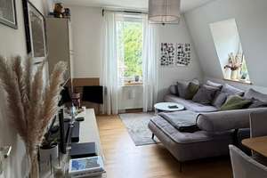 Schöne 3-Zimmer-Wohnung in Pfersee direkt an den Wertachauen in ruhiger Wohnlage – Die vollständige Adresse der Immobilie erhältst du vom Anbieter., 86157 Pfersee-Süd, Augsburg – Vorschaubild 2