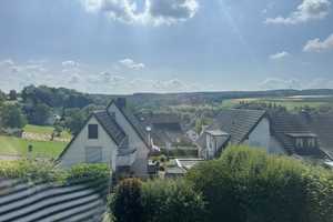 Bezugsfrei !!
Familienfreundliches Einfamilienhaus mit Einliegerwohnung mit Blick ins Grüne – Rhein-Sieg-Kreis – Vorschaubild 4