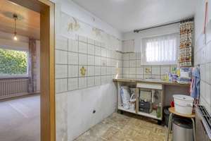 Zweifamilienhaus mit vielseitigen Nutzungsmöglichkeiten und Potenzial für individuelle Wohnkonzepte – Die vollständige Adresse der Immobilie erhältst du vom Anbieter., 46149 Buschhausen, Oberhausen – Vorschaubild 10