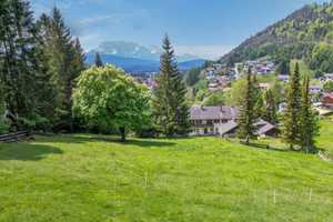 HISTORISCHES BAUERNHAUS MIT BERGBLICK – Garmisch-Partenkirchen (Kreis) – Vorschaubild 3