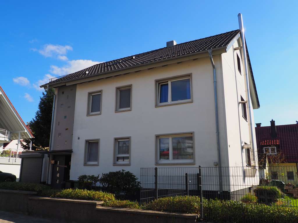 Immobilie in Muggensturm - Gepflegtes Einfamilienhaus mit Option zur Aufteilung in 2–3 Einheiten - Bild 0