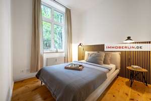 IMMOBERLIN.DE - Ersteinzug nach Sanierung 2025! Stilvolle Altbauwohnung mit Balkon & Mobiliar – Die vollständige Adresse der Immobilie erhältst du vom Anbieter., 10245 Friedrichshain, Berlin – Vorschaubild 3