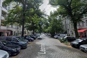 4 Zimmer im 4. OG in Berlin Charlottenburg