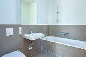 Große Dachgeschosswohnung nah Schloß Charlottenburg - 3 Zimmer am Mierendorffplatz – Osnabrücker Straße 27, 10589 Charlottenburg, Berlin – Vorschaubild 18