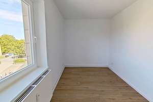 Lichtdurchflutete 3-Zimmer-Wohnung mit BALKON – Ahornweg 1, 25436 Uetersen – Vorschaubild 5