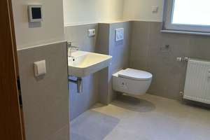 Geschmackvolle 3-Raum-Hochparterre-Wohnung mit gehobener Innenausstattung mit Balkon in Solingen – Agnesstraße 25, 42651 Solingen-Mitte, Solingen – Vorschaubild 9
