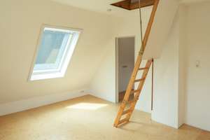 Siedlungshaus auf großem Grundstück in Norderstedt-Garstedt - Haus zum Grundstückspreis – Die vollständige Adresse der Immobilie erhältst du vom Anbieter., 22848 Norderstedt – Vorschaubild 16