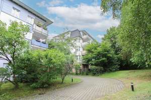 Attraktive 3-Zimmer-Terrassenwohnung mit eigenem Gartenanteil und Carport – Ihr neues Zuhause wartet – Die vollständige Adresse der Immobilie erhältst du vom Anbieter., 1259 Lockwitz, Dresden – Vorschaubild 5