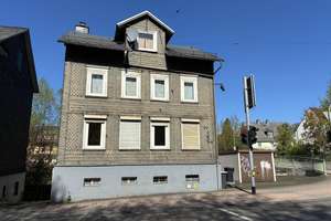 Renovierungsbedürftiges Haus in Innenstadtlage mit Garage, Stellplatz und 2 großen Terrassen – Die vollständige Adresse der Immobilie erhältst du vom Anbieter., 57072 Siegen, Siegen – Vorschaubild 2