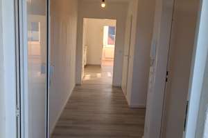 Frisch renovierte altersgerechte 3-Zimmer-Wohnung in SZ-Bad zentral barrierefrei mit Balkon