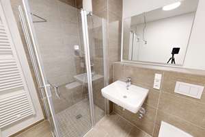 Rheinallee: 3-Zimmer-Wohnung mit Loggia, Lift und Fußbodenheizung in Ludwigshafen am Rhein – 67061 Süd, Ludwigshafen am Rhein – Vorschaubild 4