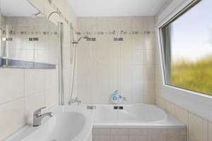Großzügige 5-Zimmer-Wohnung mit Balkon, Garage – 93057 Reinhausen, Regensburg – Vorschaubild 24
