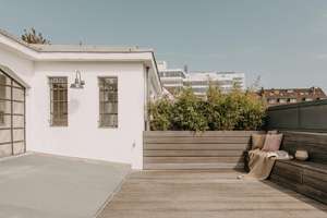 Penthouse mit Dachterrasse, Sichtbeton, Travertinbädern und Fischgrätparkett – Friedrichstraße 112, 40217 Friedrichstadt, Düsseldorf – Vorschaubild 4