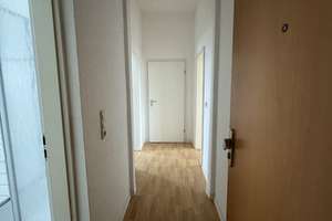 Helle 2 Raumwohnung in Buckau - frisch renoviert mit EBK und Dusche