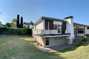 Bungalow im Bauhausstil – Einzigartige Gelegenh. in Bestlage | 990 m² Grundstück | provisionsfrei – Die vollständige Adresse der Immobilie erhältst du vom Anbieter., 56626 Andernach – Vorschaubild 2