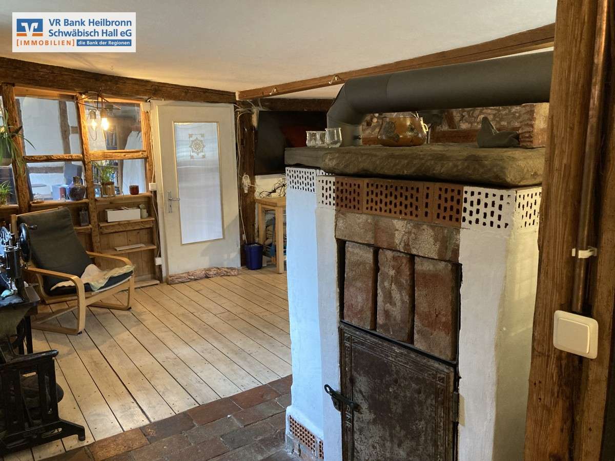 Immobilie in Rosengarten - GROßES CHARMANTES FACHWERKHAUS 
MIT SCHEUNE IN RIEDEN - Bild 5