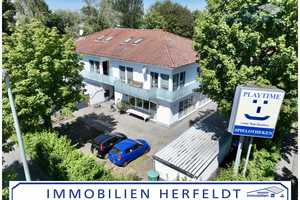 12,5% Rendite! Mitarbeiterunterkunft/MFH/Boardinghaus! Mündliche Zusage für Nutzungsänderung! – Augsburg (Kreis) – Vorschaubild 1