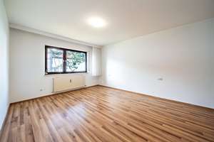 Gepflegte 2-Zimmer-Wohnung mit neuwertigem Bad ! – Die vollständige Adresse der Immobilie erhältst du vom Anbieter., 74078 Kirchhausen, Heilbronn – Vorschaubild 7