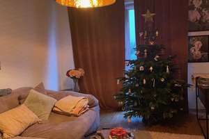 Große, schön geschnittene 2 Zimmer, Wohnküche, Diele, Bad, großer Balkon, bodentiefe Fenster – 40233 Flingern Süd, Düsseldorf – Vorschaubild 3