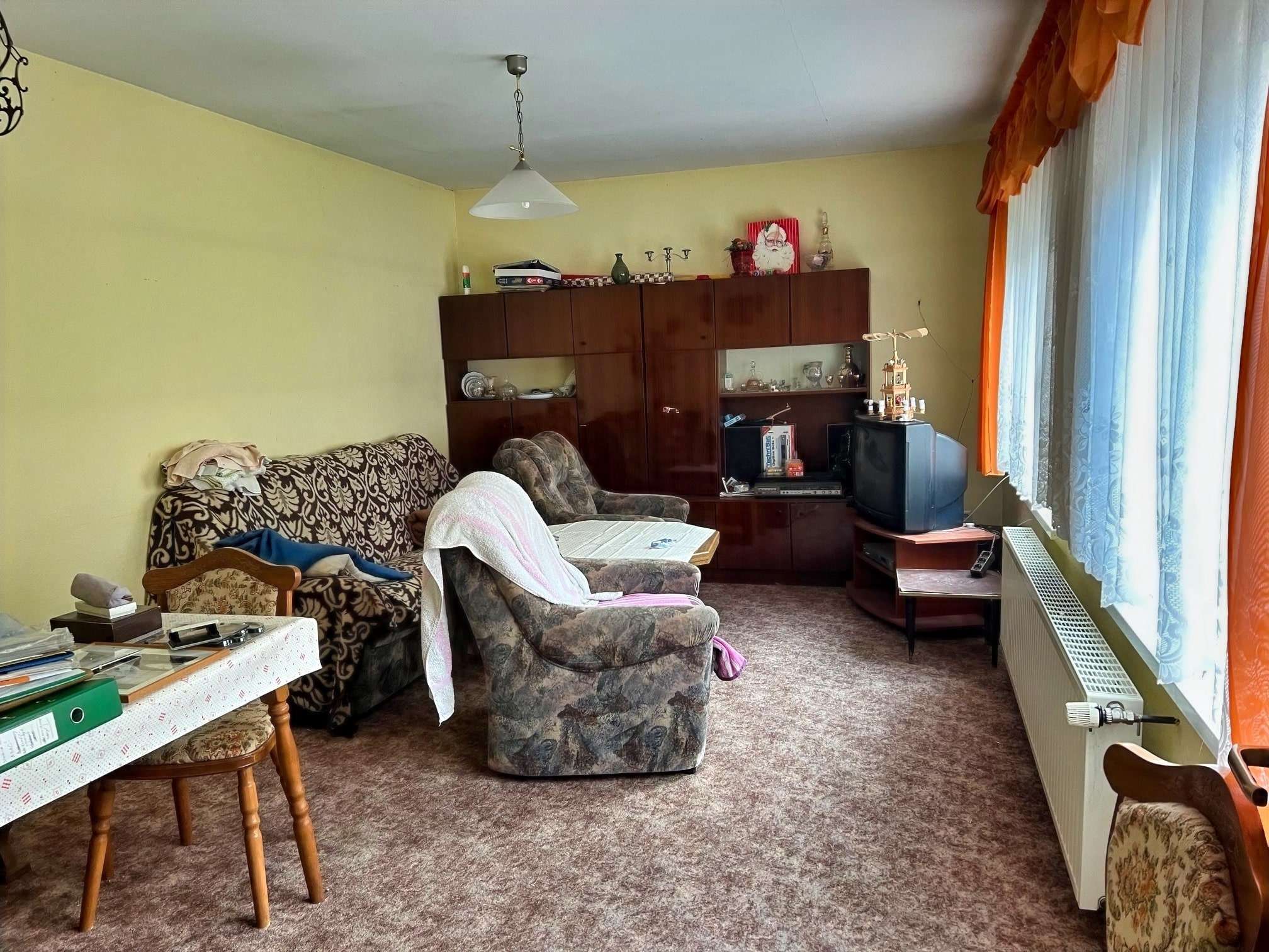 Kapitalanleger aufgepasst!! Viel Platz für Ideen – 3/4 -Familienhaus mit Garten in Buttstädt, Sömmerda Kreis – Bild 2