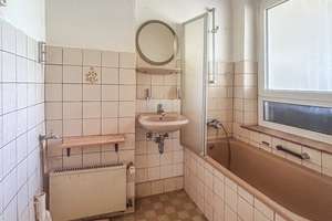 Modernisierungsbedürftiges EFH mit Garten und Garage – Die vollständige Adresse der Immobilie erhältst du vom Anbieter., 52477 Alsdorf – Vorschaubild 3