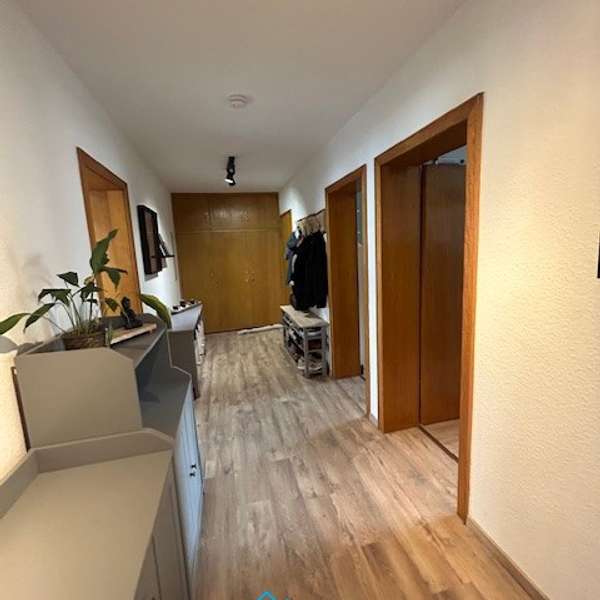 *** Attraktives u. solides Mehrfamilienhaus - mit Garagen - Aachener Innenstadt ***