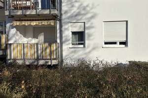 2 Raum Wohnung mit Aufzug, Stellplatz, offene Küche, EBK und Balkon in ruhiger Lage zu vermieten – Tannenstraße 17, 9113 Schloßchemnitz, Chemnitz – Vorschaubild 3