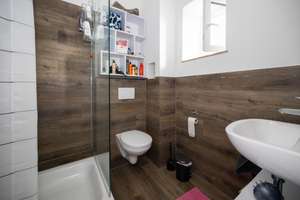 Attraktive Kapitalanlage im Herzen Freiburgs – möblierte 4-Zimmer-WG mit hohem Vermietungspotenzial – 79098 Altstadt-Ring, Freiburg im Breisgau – Vorschaubild 5