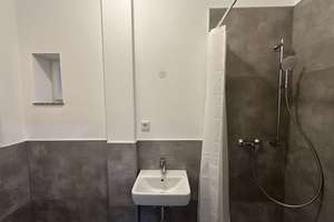 Moderne sanierte 1,5-Zimmer-Wohnung mit Einbauküche in Bonn-Beuel – Königswinterer Straße 1A, 53227 Beuel-Ost, Bonn – Vorschaubild 7