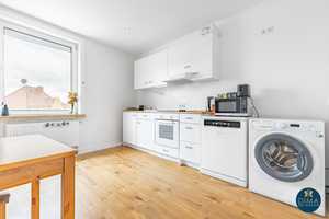 Zentrale 2,5-Zimmer-Wohnung mit moderner Ausstattung – Augsburg – Vorschaubild 6