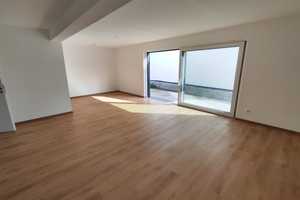 Kaufen & Einziehen: Neuwertige Doppelhaushälfte m. 162m² Wohnfläche, Balkon, Terrasse & Stellplatz – Hohenlohekreis – Vorschaubild 6