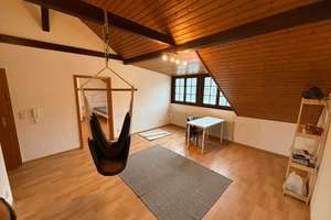 Charmante 2-Zimmer-Dachgeschosswohnung in Pforzheim, unweit der Enz – Weiherstraße 22, 75173 Südweststadt, Pforzheim – Vorschaubild 2