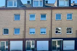 Familienfreundliches Reihenhaus mit Garten, Balkon & sonniger Dachterrasse in Ratingen-Tiefenbroich – Mettmann (Kreis) – Vorschaubild 2