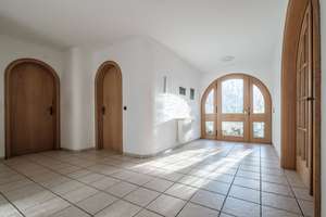 Giersberg: Helles, geräumiges, vielseitig gestaltbares Haus mit großer Loggia und traumhaftem Ausbli – Die vollständige Adresse der Immobilie erhältst du vom Anbieter., 57076 Weidenau, Siegen – Vorschaubild 4