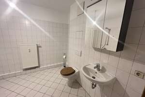 Stadtleben trifft Erholung: 3-Raum-Wohnung direkt am Schlossteich – Erich-Schmidt-Str. 21, 9113 Zentrum, Chemnitz – Vorschaubild 9