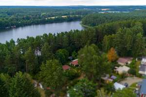 Eigentumsland & Wasserzugang: Zwei Ferienbungalows in purer Natur – Bungalowsiedlung  15, 17255 Wustrow – Vorschaubild 5