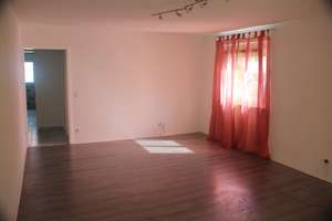 Provisionsfrei von privat: Helle 4-Zimmer-Eckwohnung mit Gartenblick in Stuttgart-Münster – Die vollständige Adresse der Immobilie erhältst du vom Anbieter., 70376 Münster, Stuttgart – Vorschaubild 3