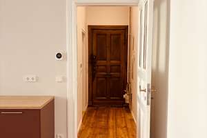 Upscale Apartment in the Heart of Charlottenburg – Die vollständige Adresse der Immobilie erhältst du vom Anbieter., 14057 Charlottenburg, Berlin – Vorschaubild 12