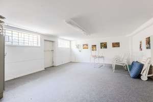 Property thumbnail 25