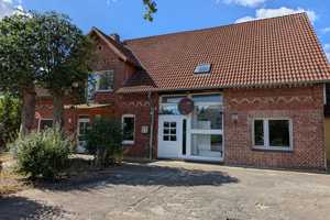 Geräumiges,  13-Zimmer-Mehrfamilienhaus in Hillerse – Rolfsbütteler Straße 17, 38543 Gifhorn (Kreis) – Vorschaubild 1
