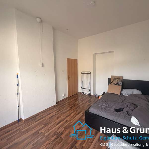 *** gepflegte 3-Zimmer-Wohnung in zentraler Lage - WG-geeignet ***