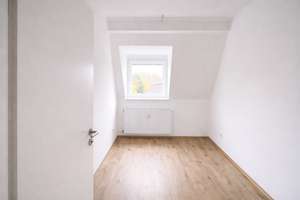 Vermietete 4,5-Zimmer-Dachgeschosswohnung mit Terrasse – kernsaniert in Hamm-Herringen – Die vollständige Adresse der Immobilie erhältst du vom Anbieter., 59077 Herringen, Hamm – Vorschaubild 6