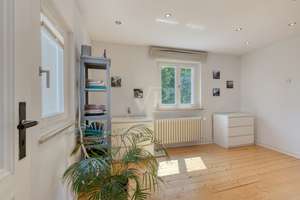 Historische Villa mit Garten und stilvollem Wohnambiente für Genießer – Die vollständige Adresse der Immobilie erhältst du vom Anbieter., 53179 Mehlem, Bonn – Vorschaubild 15