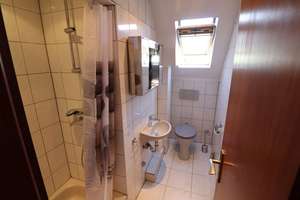 Schönes möbliertes WG-Zimmer in einer 3er WG in Stuttgart-Zuffenhausen – Die vollständige Adresse der Immobilie erhältst du vom Anbieter., 70439 Zuffenhausen-Frauensteg, Stuttgart – Vorschaubild 14