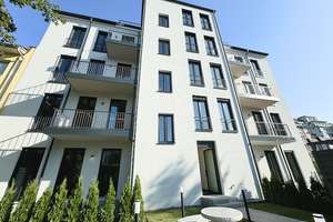Genial! + PKW-Stellplatz inklusive + Dunkles Parkett + Fußbodenheizung + Wanne & Dusche + LED-Licht  – Petzscher Straße 12, 4129 Eutritzsch, Leipzig – Vorschaubild 17