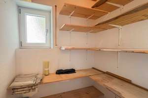 3,5-Zimmer-Wohnung mit Traum-Ausblick, großem Balkon & TG-Stellplatz – Die vollständige Adresse der Immobilie erhältst du vom Anbieter., 97076 Lengfeld, Würzburg – Vorschaubild 9