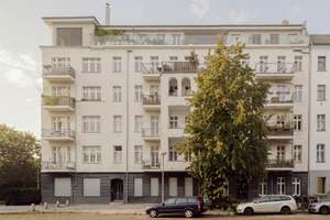 Stilvolle Altbauwohnung mit Fischgrätparkett und Warendorf-Küche – Kopenhagener Strasse 36A, 10437 Prenzlauer Berg, Berlin – Vorschaubild 15