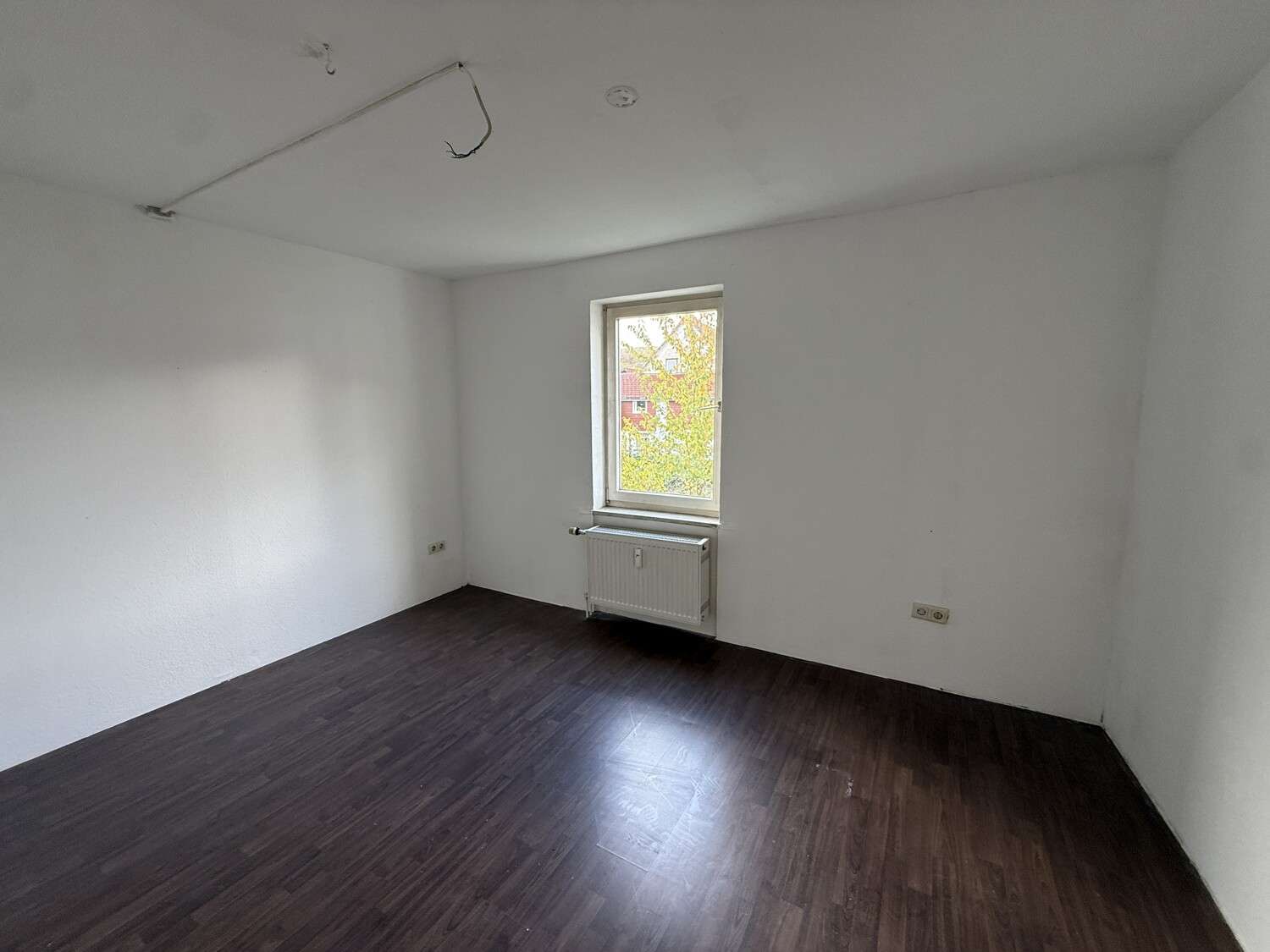 Immobilie in Herzberg am Harz - Schönes Mehrfamilienhaus mit einer Wohnfläche von ca. 328 m² und einem Grundstück von ca. 528 m² - Bild 3