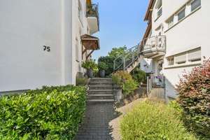 Wohnen mit Atmosphäre und Weitblick am Giersberg: 4ZKB mit EBK, Dachterrasse, Stellplatz und Garten – Edith-Langner-Straße 73, 57072 Siegen, Siegen – Vorschaubild 17