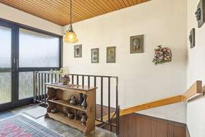 Charmanter Bungalow mit Entwicklungspotenzial in begehrter Wohnlage – Die vollständige Adresse der Immobilie erhältst du vom Anbieter., 88074 Meckenbeuren – Vorschaubild 4